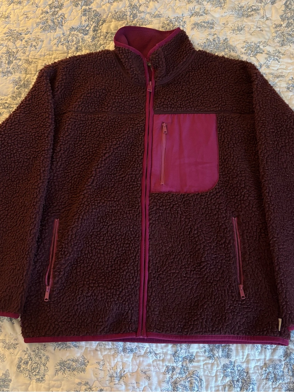 Eddie Bauer Size S Women's Sherpa Fleece Jacket in Deep Wine with Pink Trim s